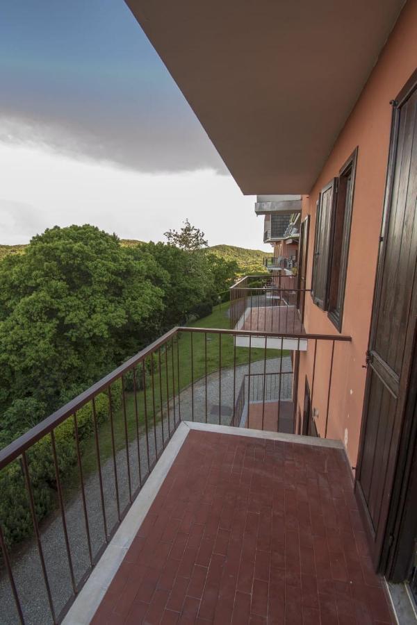Bellavista Lake Apartment Pisano Buitenkant foto